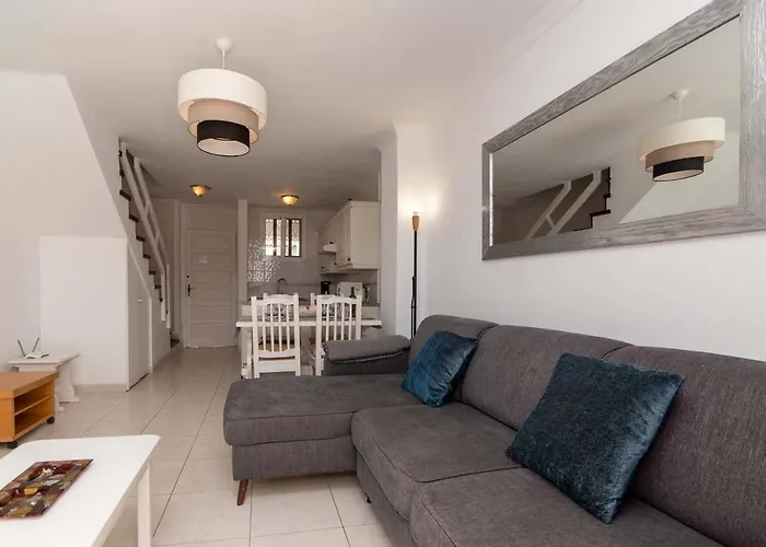 Апартаменти Parque Santiago Ii 2 Bed *